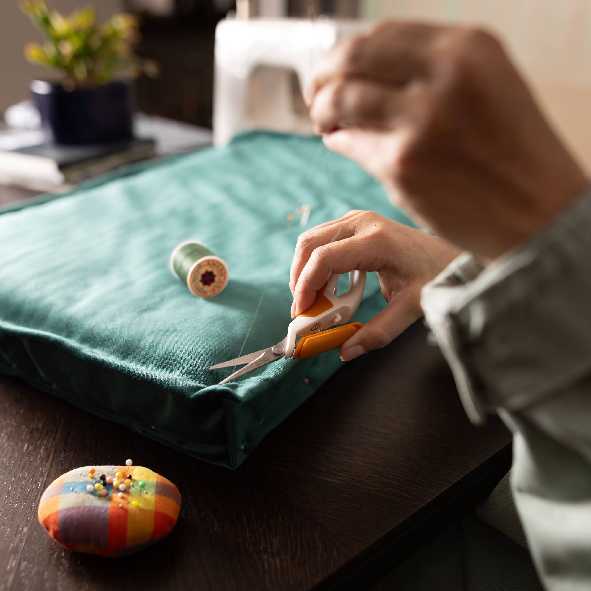 Fiskars® Total Control® RazerEdge™ Scissors